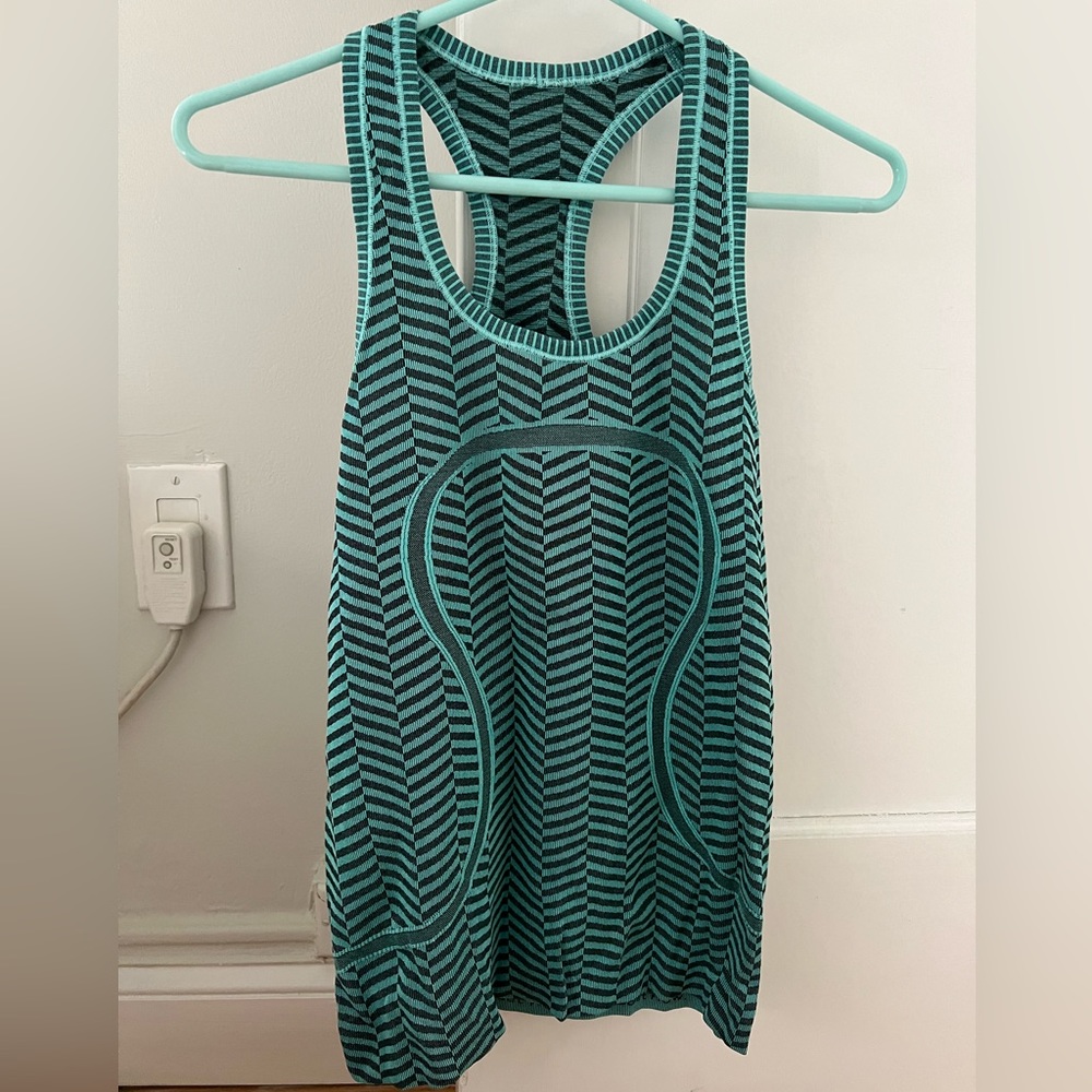 Lululemon Turquoise and Black Striped Run Swiftly Tank - size 6